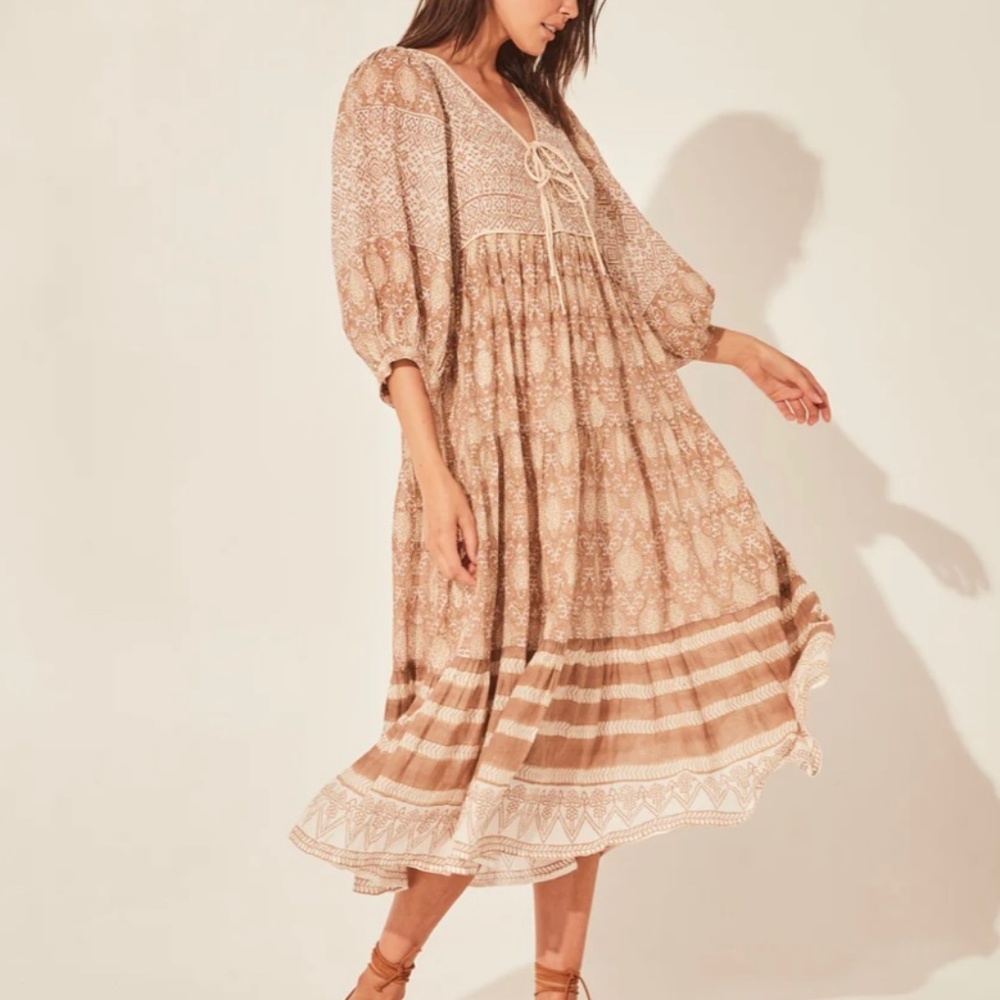 Daughters of India Jasmine Shell Midi Small